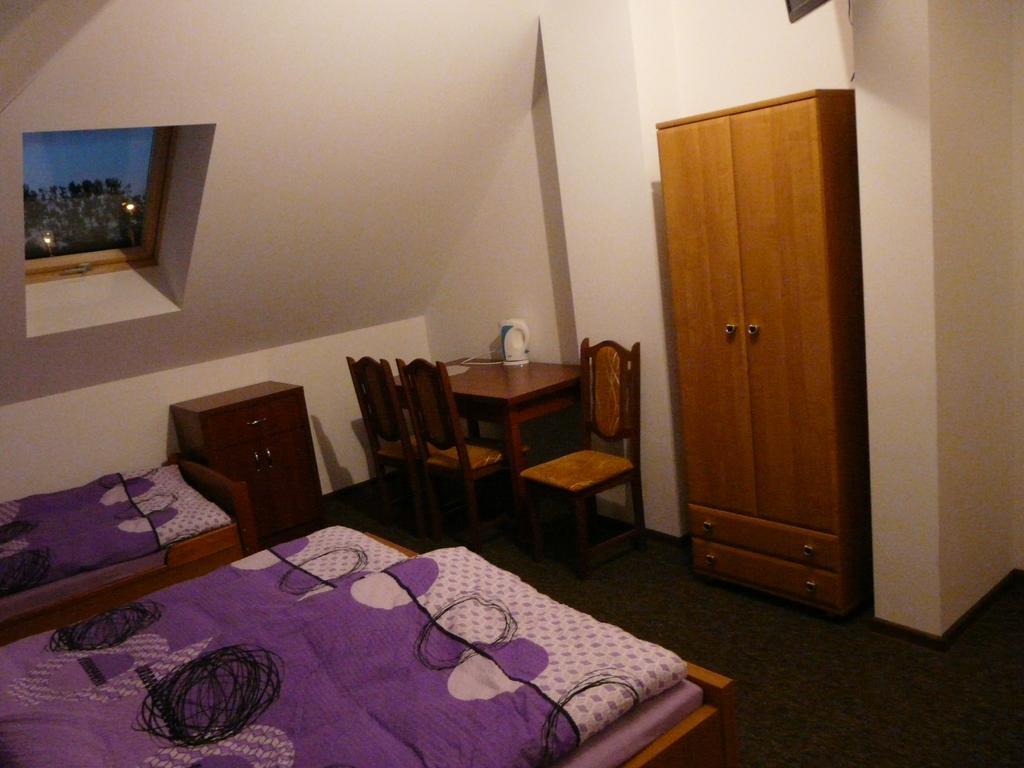Noclegi Darex Pyrzowice Bagian luar foto